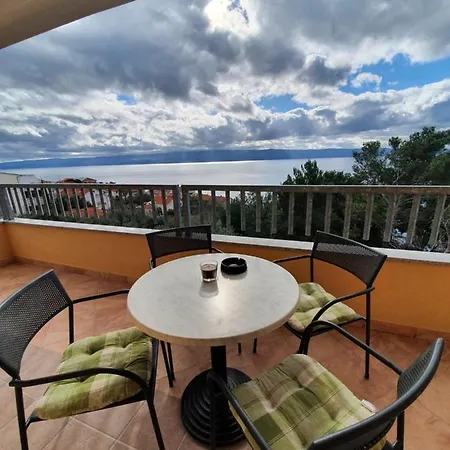 Apartmani Babic Dugi Rat Exterior foto